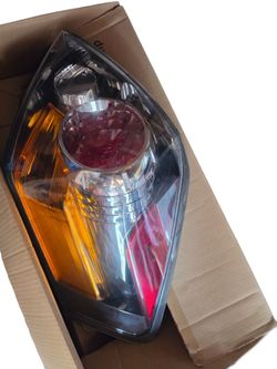 2012 Nissan Altima Drivers Side Rear Taillight Tail Light Brake OEM