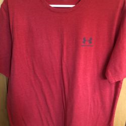 Men’s under Armour T-shirt