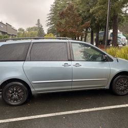 2006 Toyota Sienna