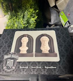 The HAUNTED MANSION Watchful Bust Bookends SET DISNEY NEW! Collectors SOLD OUT!