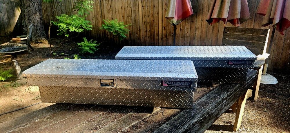 **PRICE REDUCED** Defllecta-Shield ALUMINUM Storage Box Un