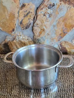 Chantal SLSB32-160 - 8/10 Stainless Steel - 2 quart/1.9 Lt. Pot