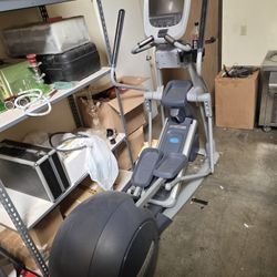 Precor EFX 835 Elliptical Trainer – Commercial Gym Quality Fitness Machine