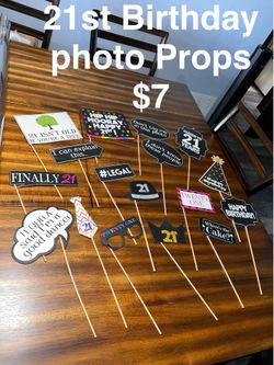 Party photo props & Baby shower boxes