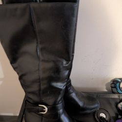 11 Boots Worn Once