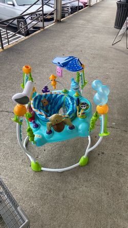 Baby jumper price 50$. Pick up. E. Side. Tacoma