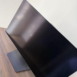 LG - UltraGear 32" OLED