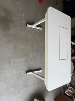 Sewing table