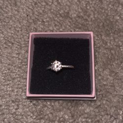 Pandora Clear Solitare Sparkling Ring