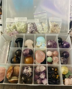 Crystals & stones
