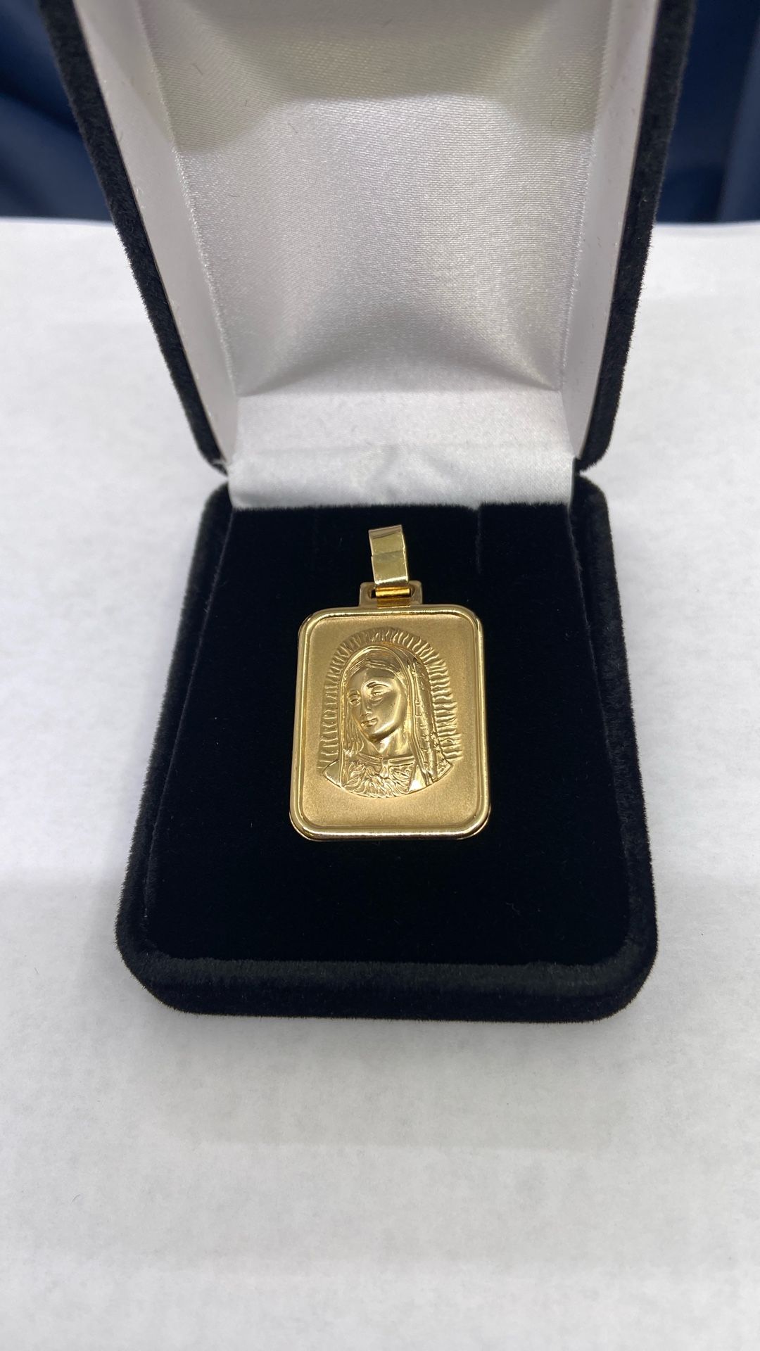 14K Pendant