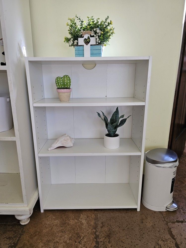3 Shelf Bookcase