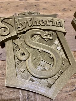 Harry Potter Hogwarts 3D printer made House Crests