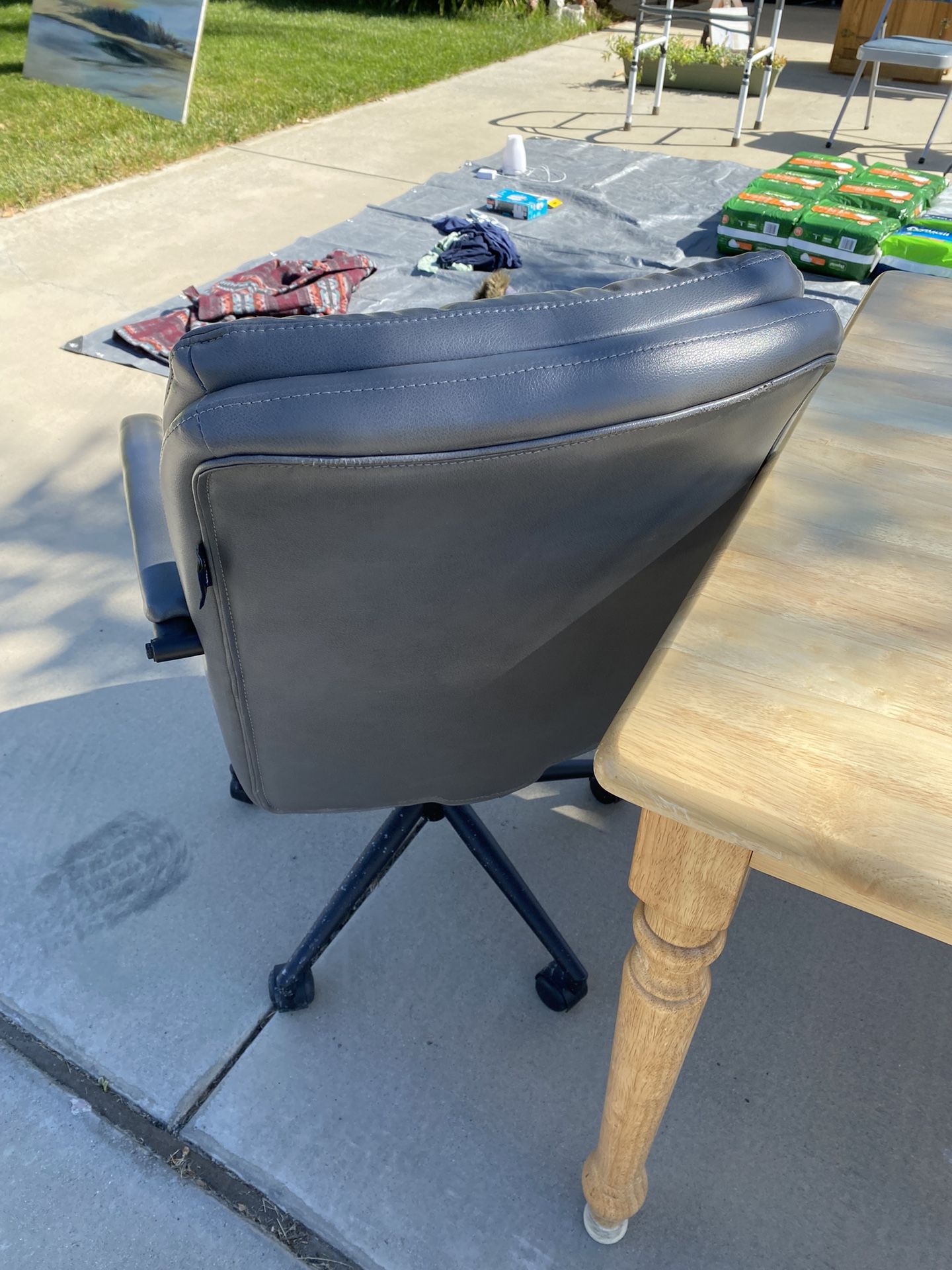 Serta Rolling Chair