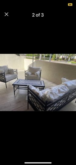 Kendall - Miami ( Nuevo ) 4 Piezas NUEVO