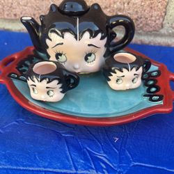 Betty Boop mini tea set