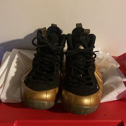 Jordan Foamposite Cavaliers Sz12 for Sale in New Haven CT OfferUp
