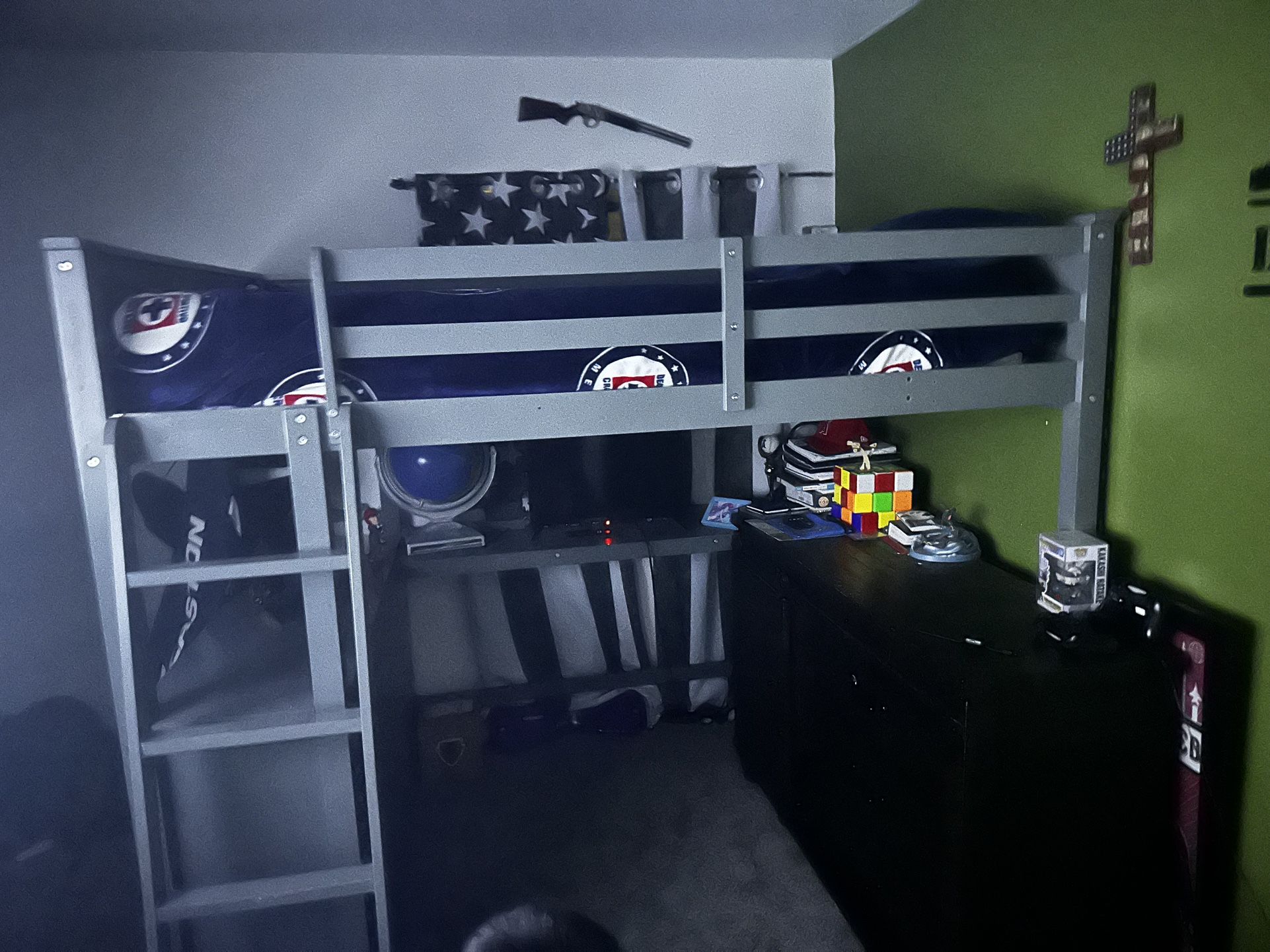 Full Bed With Desk And Drawers For Sale