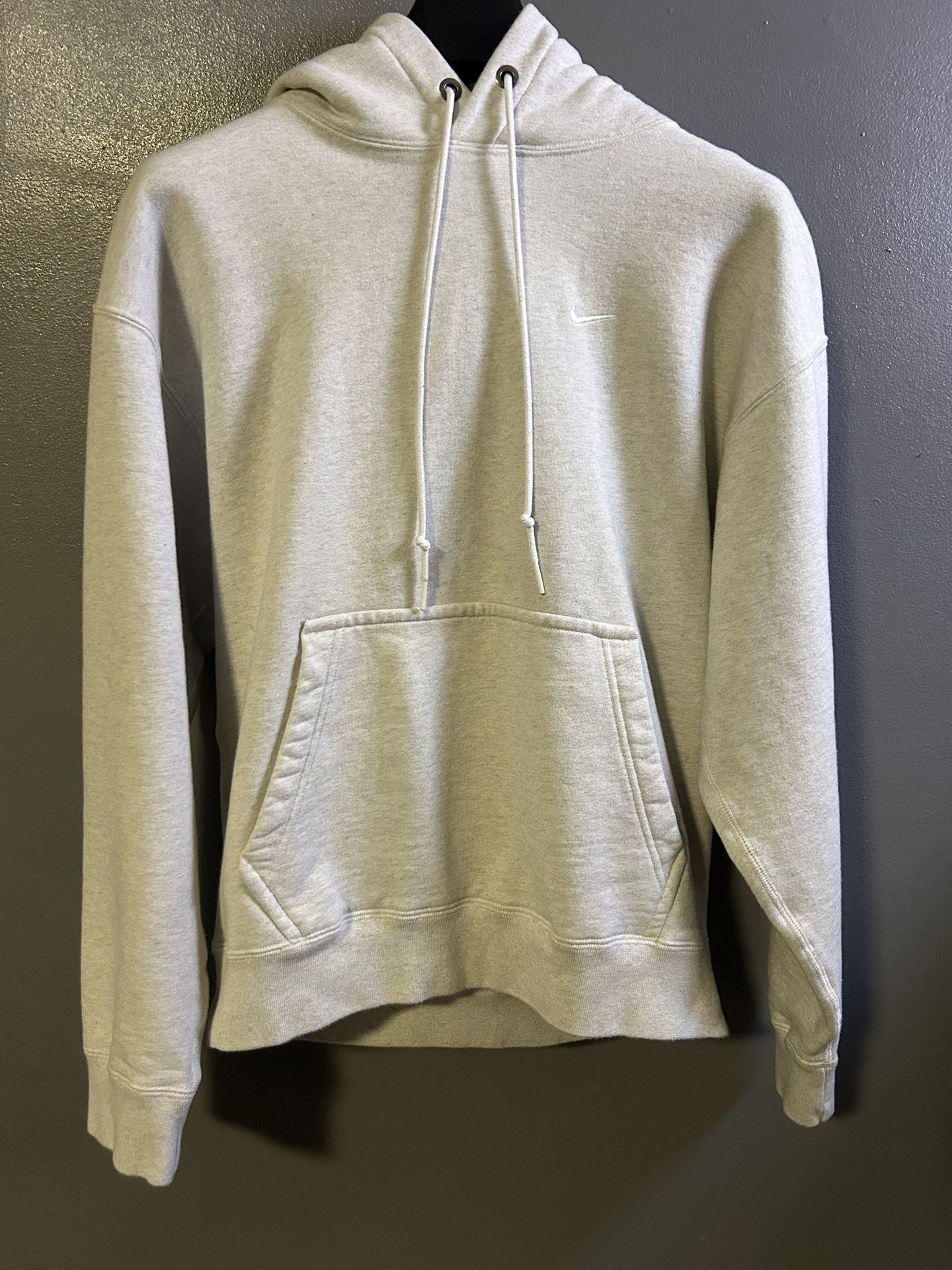 Nike Men's Solo Swoosh Fleece Pullover Hoodie