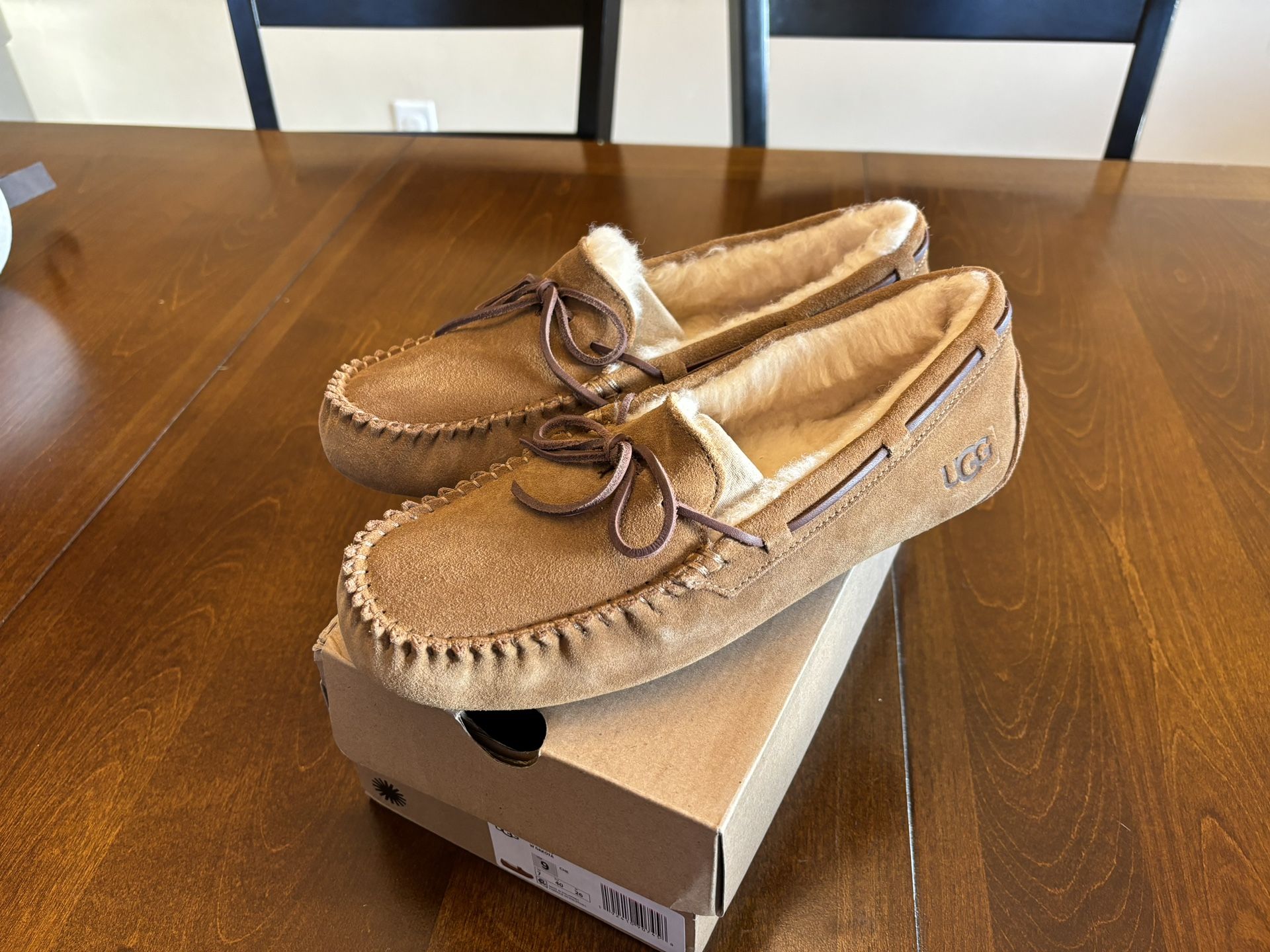 Ugg Moccasins (women Size 9)