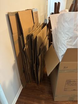 Free moving boxes/packing paper