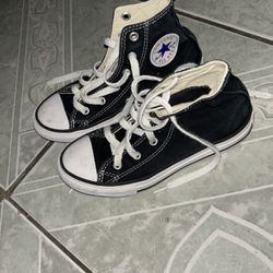  BLack Converse Size 13 Youth 