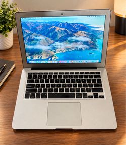 MacBook Air 13”  Early-2014