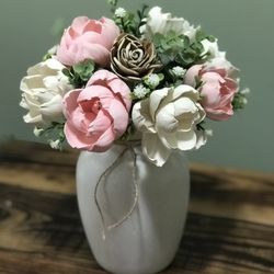 Centerpieces Made With Wood Flowers