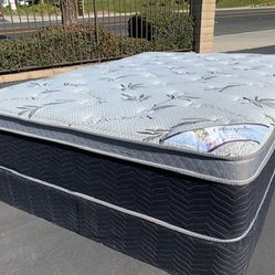 Queen Orthopedic Bamboo Pillow Top!!