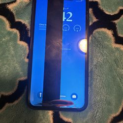 Selling iPhone XR 