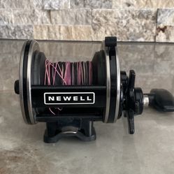 NEWELL "S338" Graphite Fishing Reel with Clamp!!! 