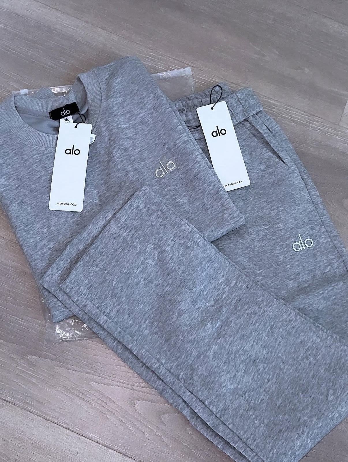 Alo Crewneck & Sweats size Medium