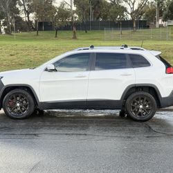 2016 Jeep Cherokee
