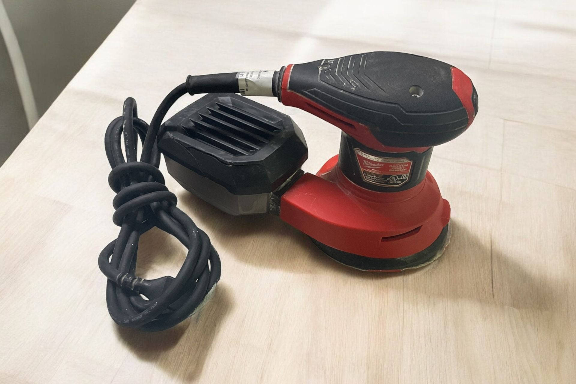 Milwaukee Random Orbit Sander