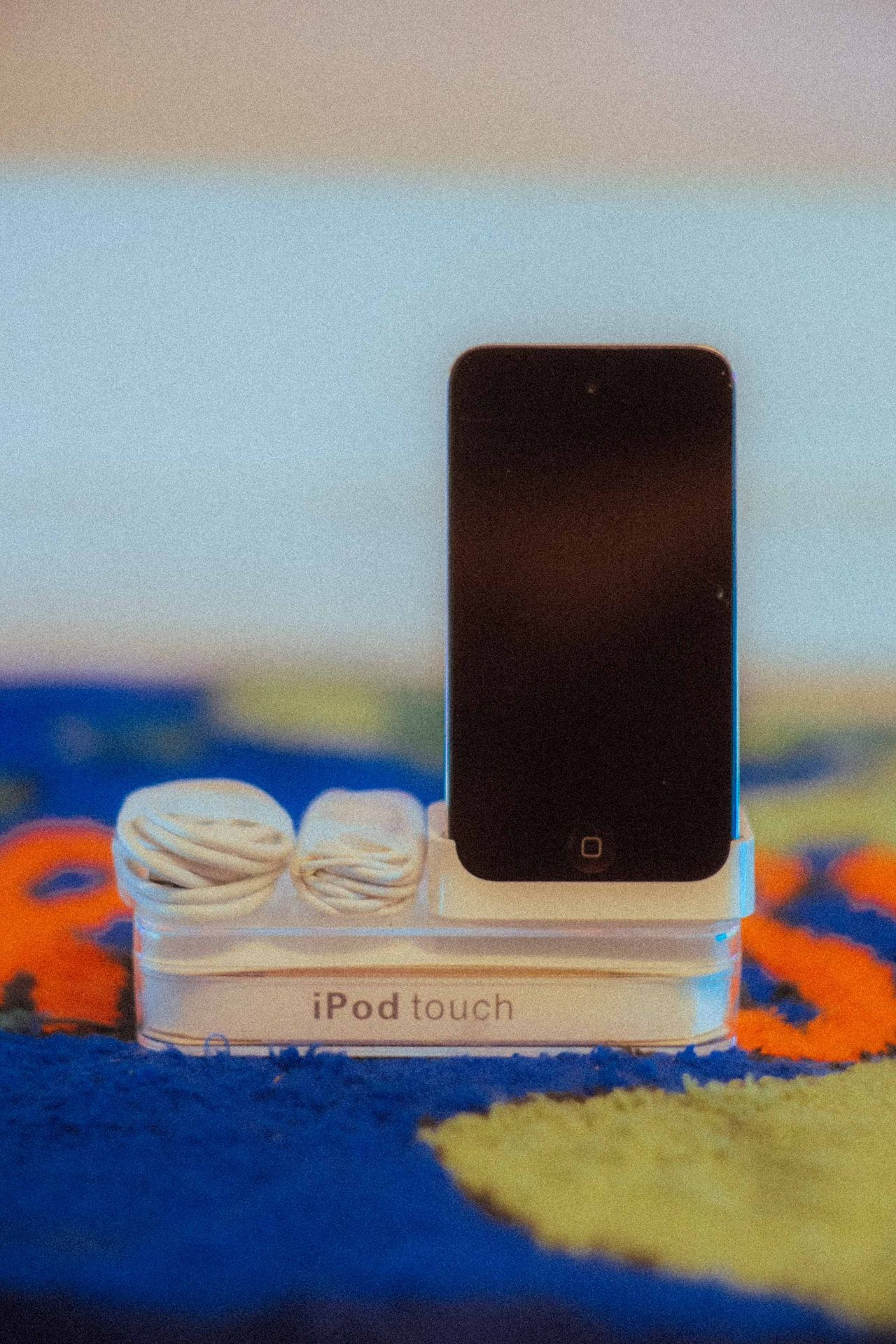 Apple iPod Touch Black - 4th Gen - 8GB