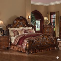 Beautiful Complete King Bedroom Set 