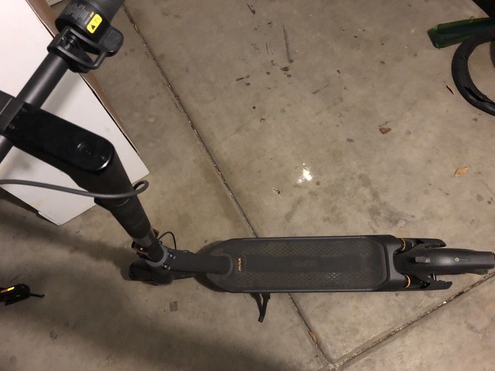 Segway G2 Max Bent