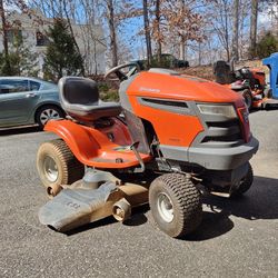 Husqvarna Riding Lawnmower - YTH2348 48" 