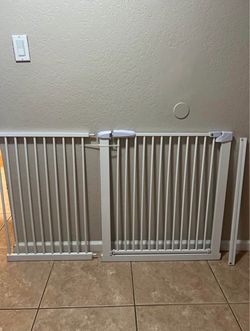WAOWAO 1.37" Ultra Narrow Spacing Extra Wide Baby/ Pet Gate 49.80-53.74"
