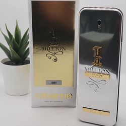 Rabanne
 
1 Million Lucky Eau de Toilette

3.4 fl  (2 available)