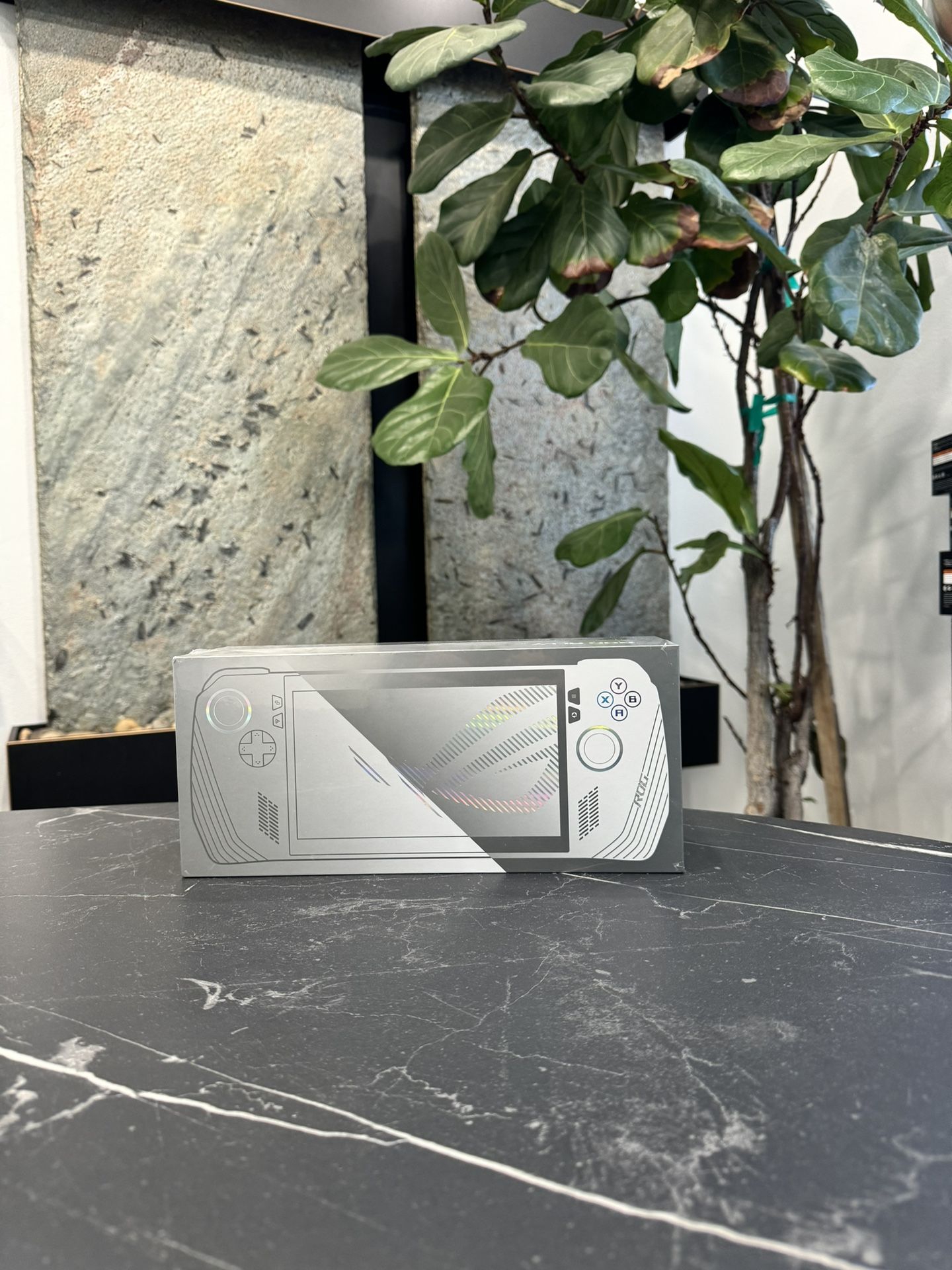 Asus Rog Ally Z1 Extreme