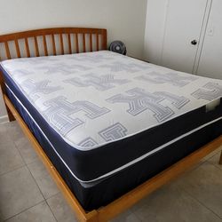 NEW QUEEN MATTRESS WITH BOX SPRING ♨️ Bed frame is not available