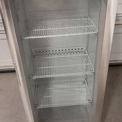 Fridge For Garage Or Bar 
