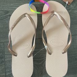 NEW Pink Havaianas 