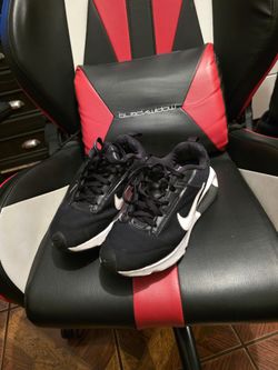 Nike AIR MAX