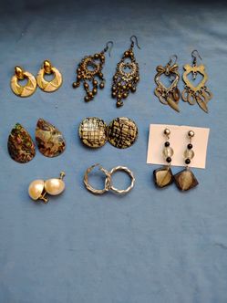 Vintage earrings $5 per pair . . 30+ pairs