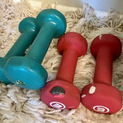Dumbbells Green (2lbs) Red (3 lbs) Coated As Shown