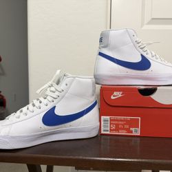 Nike Blazer Mid '77