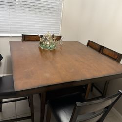 Kitchen Table 