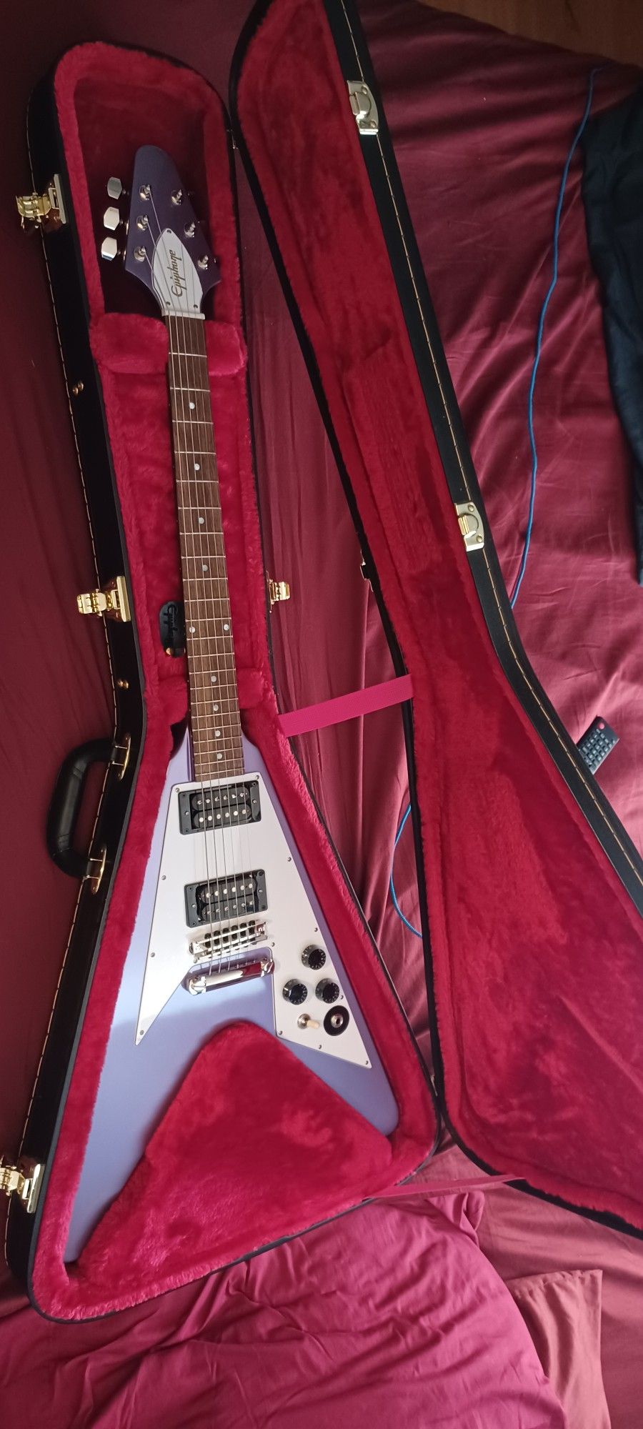 Epiphone Kirk Hammet Flying V